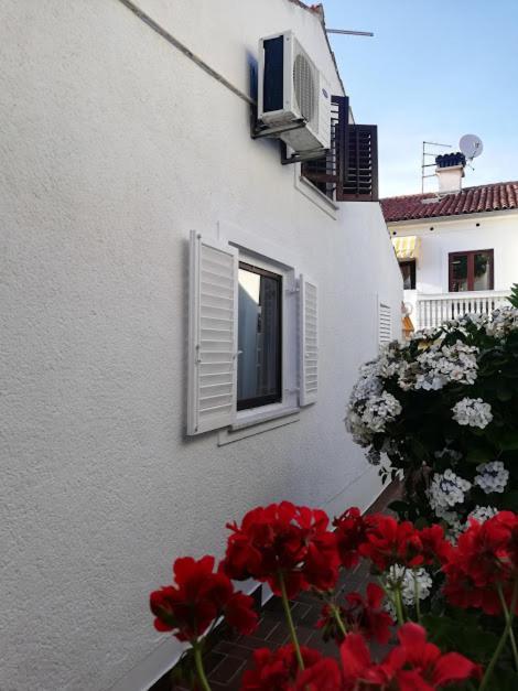 Studio Apartman Meli Διαμέρισμα Πόρετς Εξωτερικό φωτογραφία