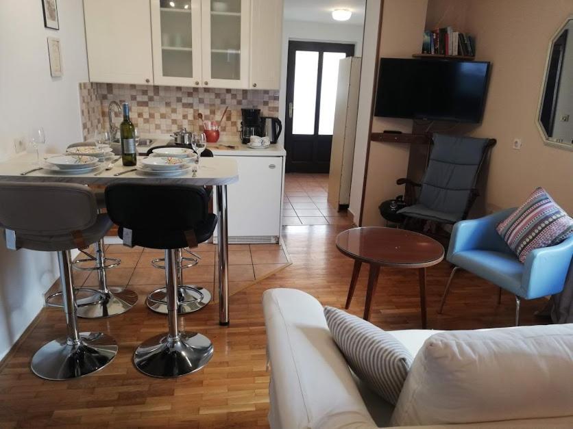 Studio Apartman Meli Διαμέρισμα Πόρετς Εξωτερικό φωτογραφία