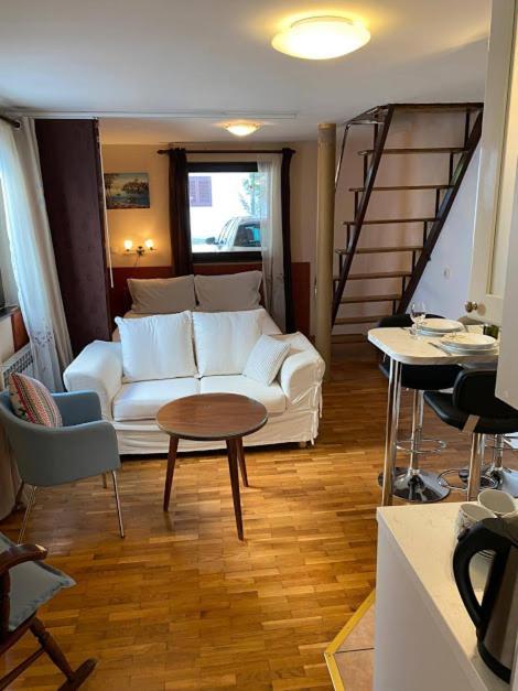 Studio Apartman Meli Διαμέρισμα Πόρετς Εξωτερικό φωτογραφία